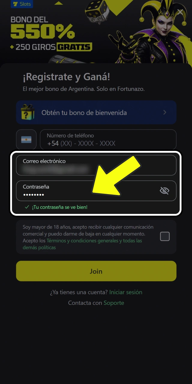 Ingresá tus datos personales para crear tu cuenta en Fortunazo.